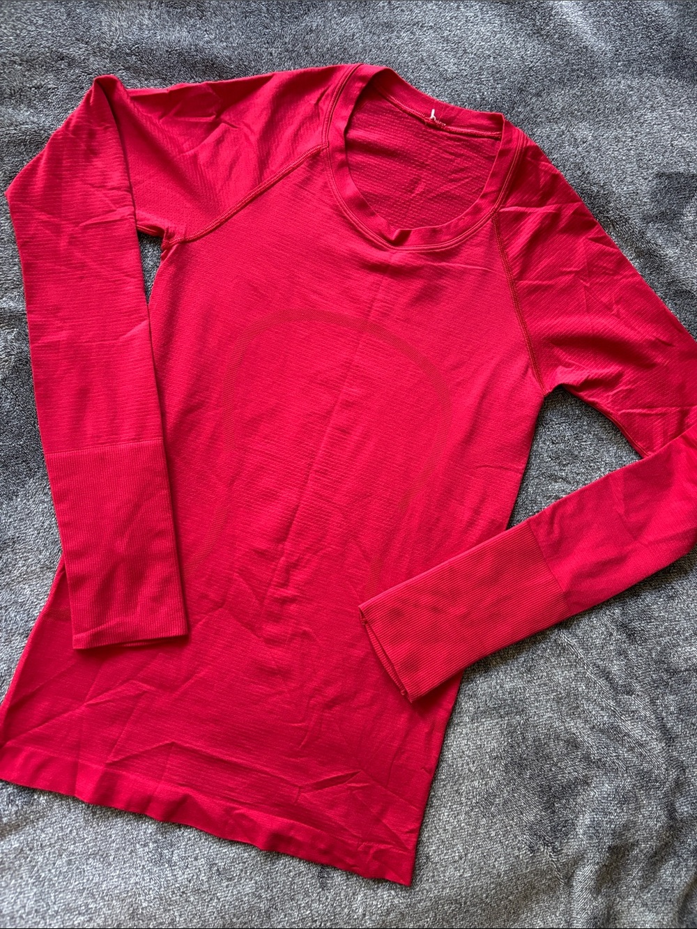 Lululemon Women's Long-Sleeve Seamless Top - Red